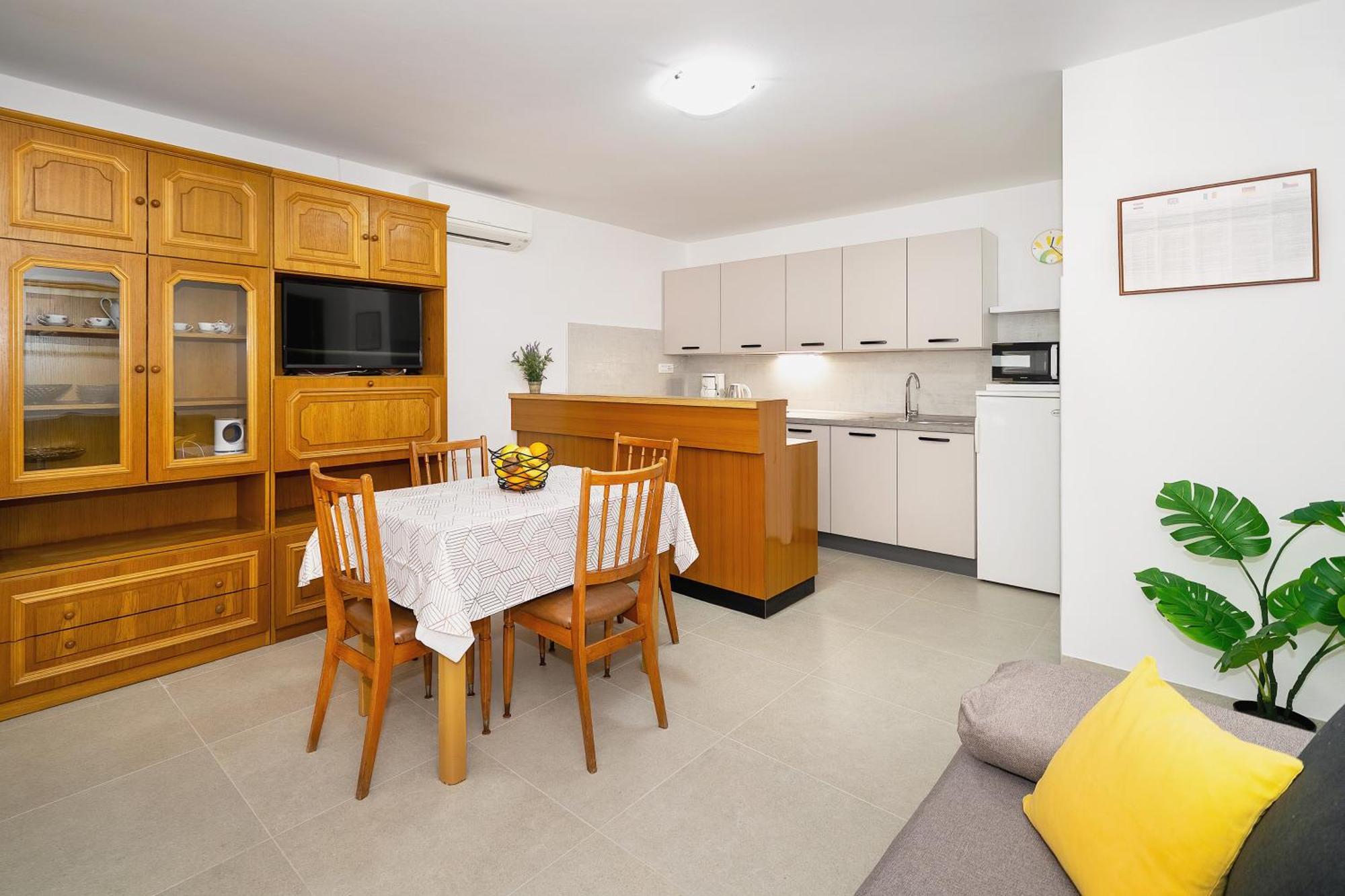 Apartments & Room Jagoda บัชกา ภายนอก รูปภาพ